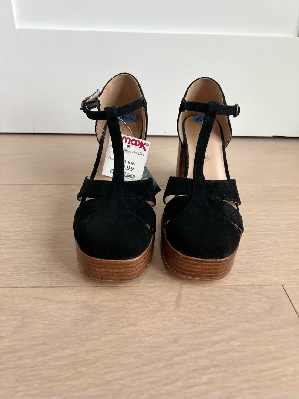 House of Harlow 1960 elegant black